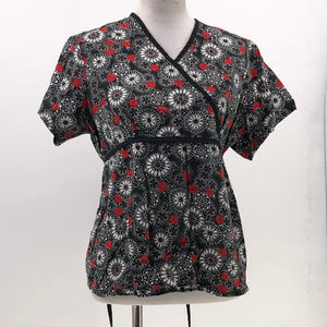 cottonality floral print scrub top sz M